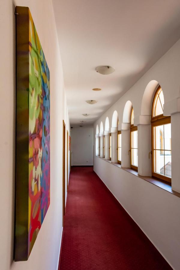 Grandhotel Sluchatko - Ex Zamecky Hotel Vranov nad Dyjí Kültér fotó